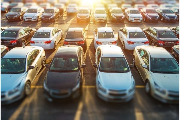 You are currently viewing Alaskans Can’t Find Electric or Hybrid Cars