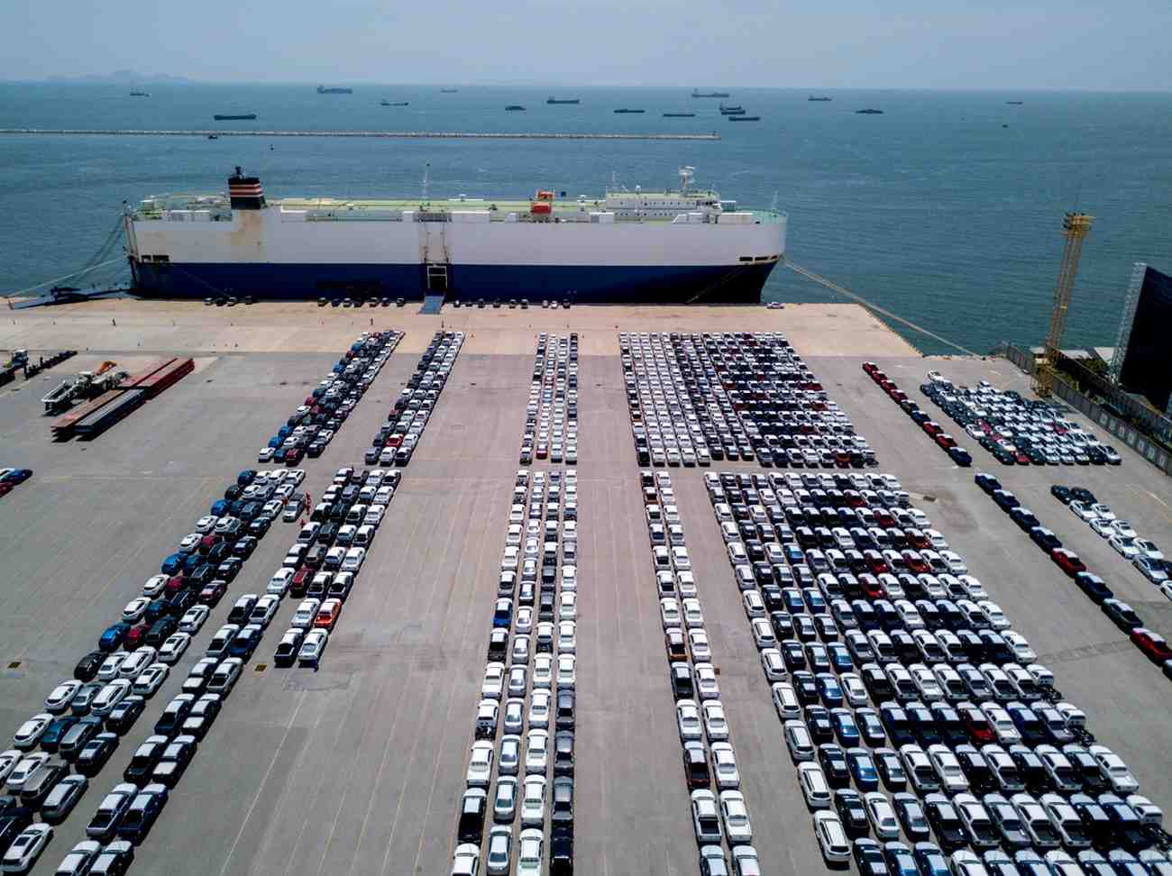 roll on roll off car shipping